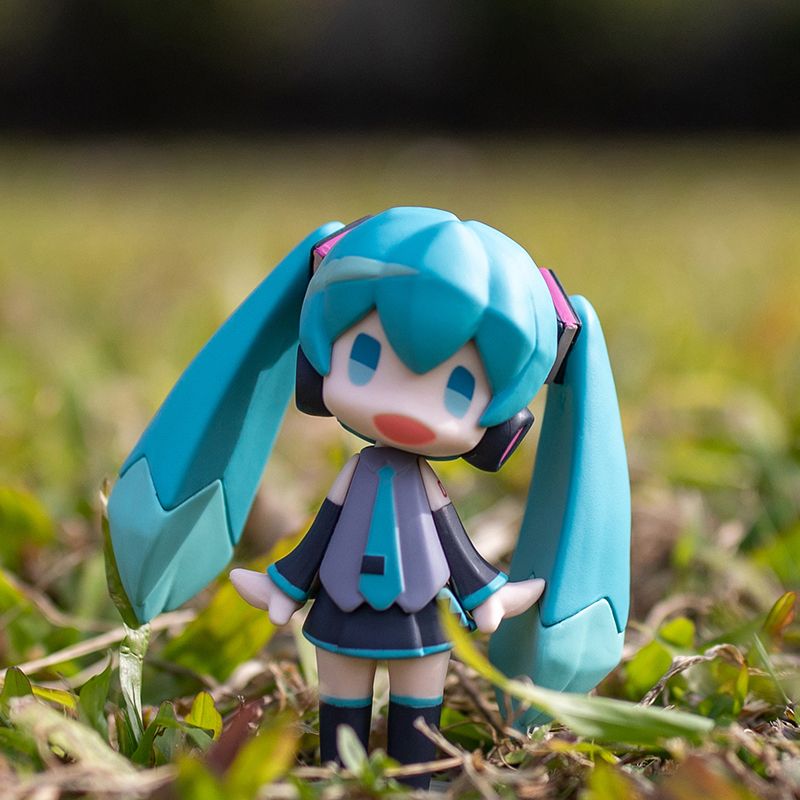 Miku Anime Figure & Building B - огляд і ціна Model Kit Japanese